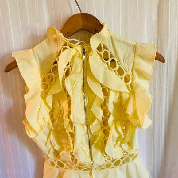 Summery yellow ruffled blouse. - Picture 2 of 2
